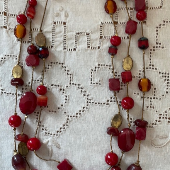 Vintage 3 strand Necklace - Picture 7 of 7